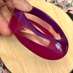 Vintage Lucite Bangle Bracelet Clear to magenta purple